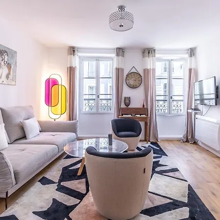 Apartamento Bright & Perfect Location , 15 Min Eiffel Tower