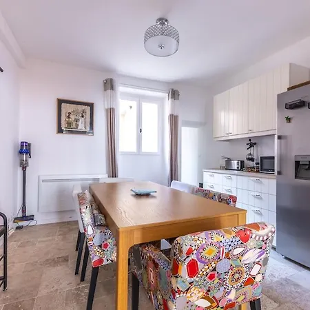 Apartamento Bright & Perfect Location , 15 Min Eiffel Tower París