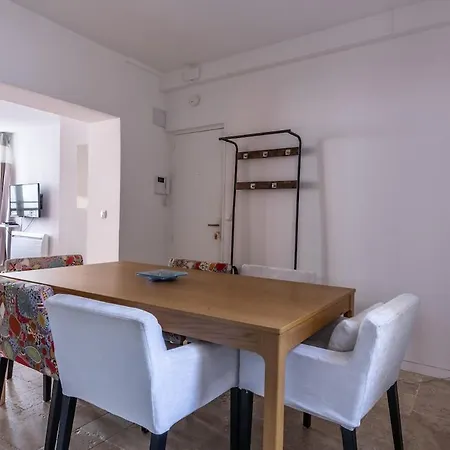 Bright & Perfect Location , 15 Min Eiffel Tower Apartamento