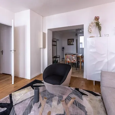 Bright & Perfect Location , 15 Min Eiffel Tower Apartmán Paříž