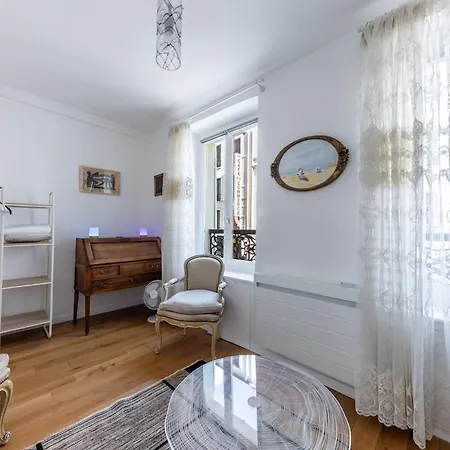 Apartmán Bright & Perfect Location , 15 Min Eiffel Tower Paříž