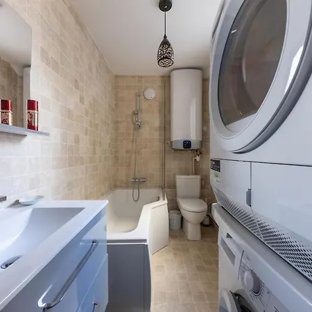 Apartmán Bright & Perfect Location , 15 Min Eiffel Tower Paříž