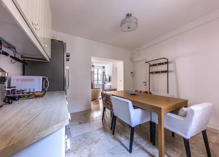Bright & Perfect Location , 15 Min Eiffel Tower * باريس